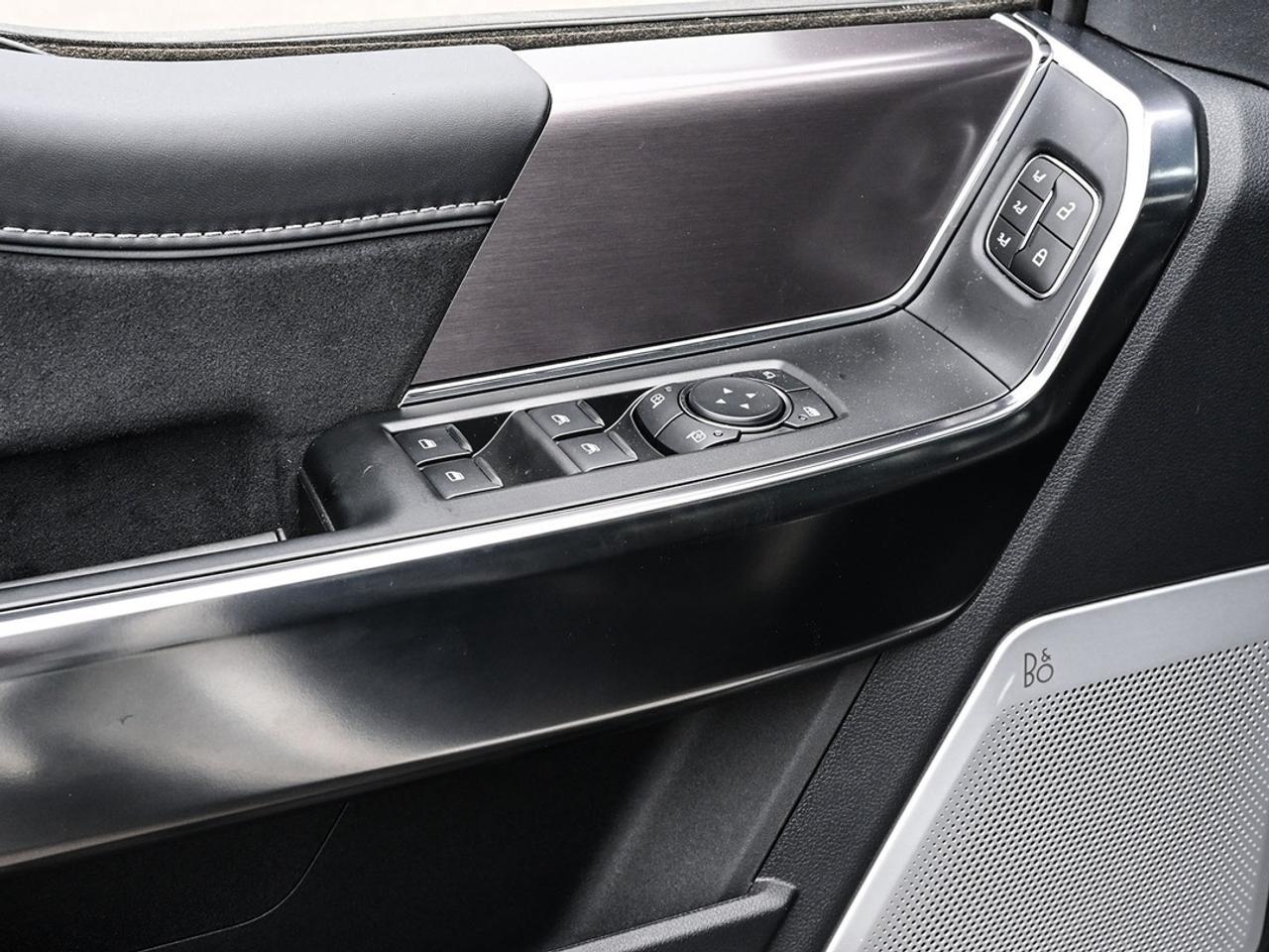 2026 Ford F-150 Platinum Photo