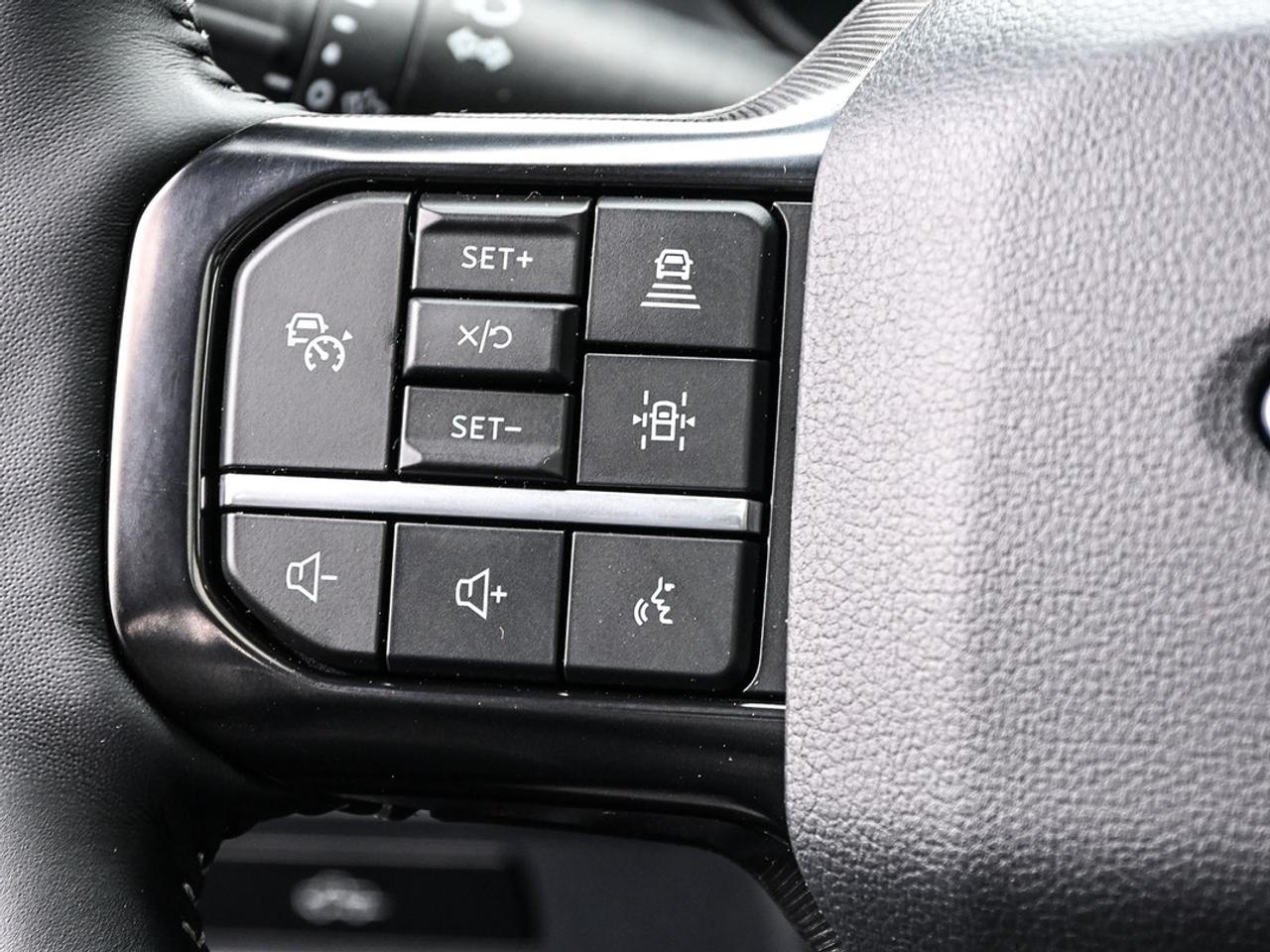 2026 Ford F-150 Platinum Photo