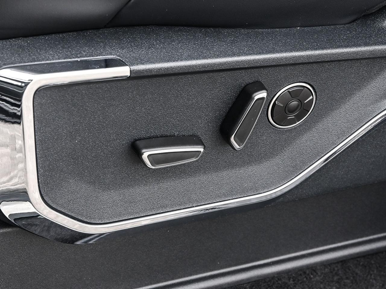 2026 Ford F-150 Platinum Photo