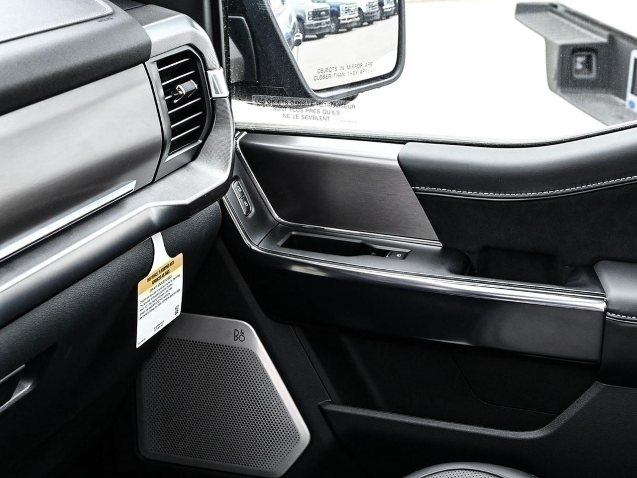 2026 Ford F-150 Platinum Photo