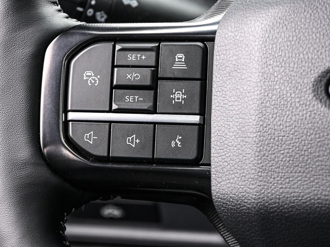 2026 Ford F-150 Platinum Photo