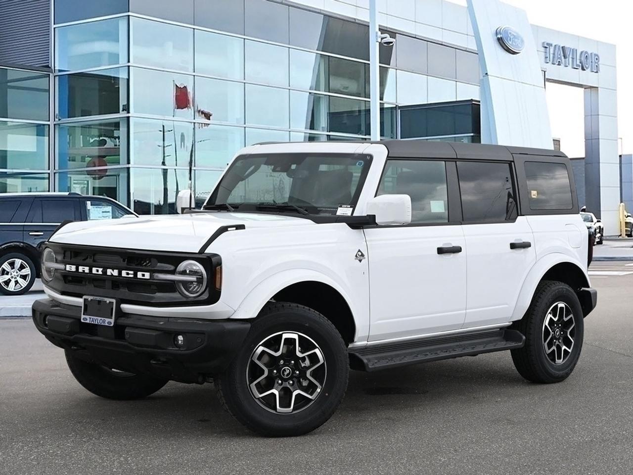 2026 Ford Bronco Outer Banks Photo