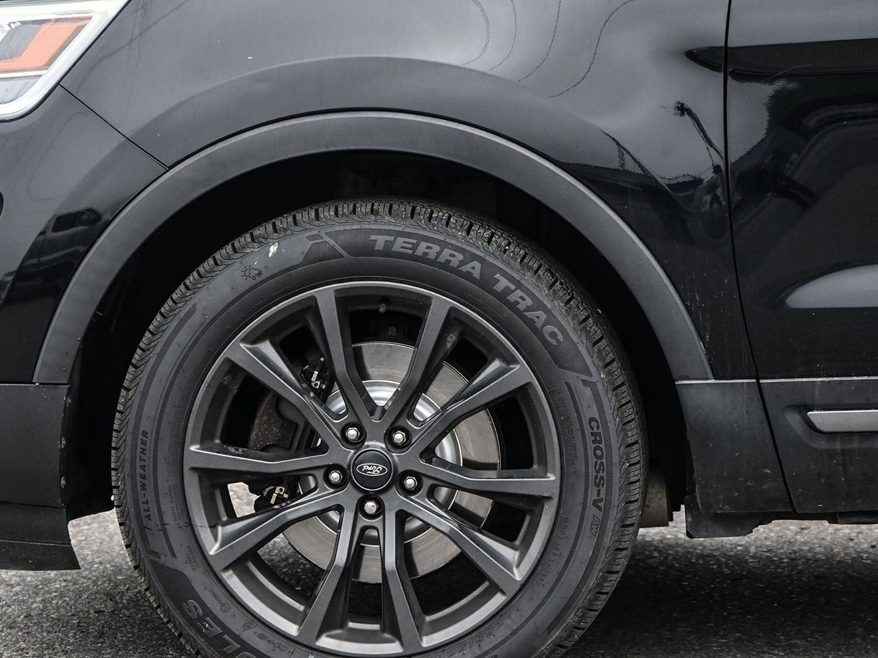 2017 Ford Explorer XLT Photo