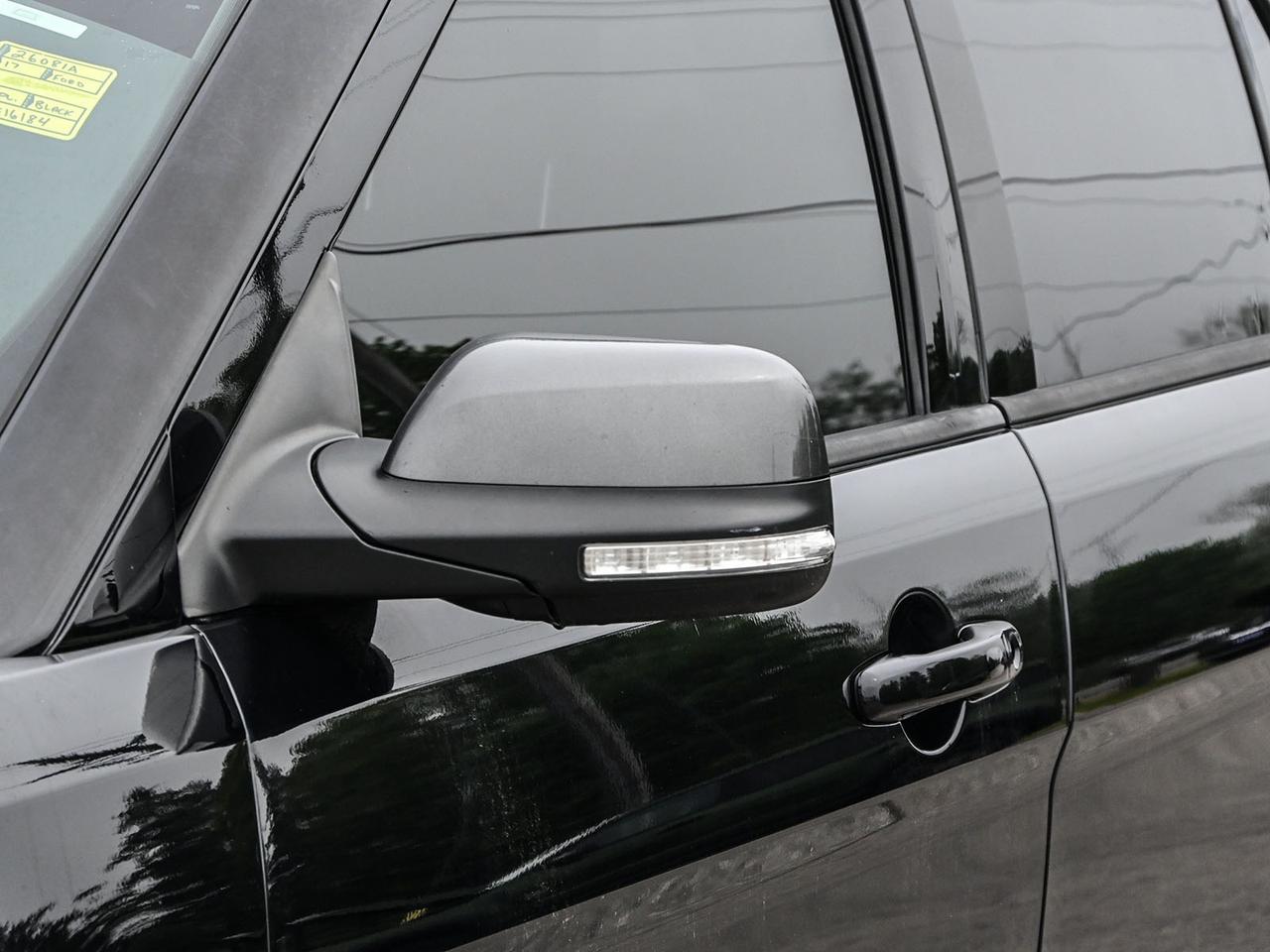 2017 Ford Explorer XLT Photo