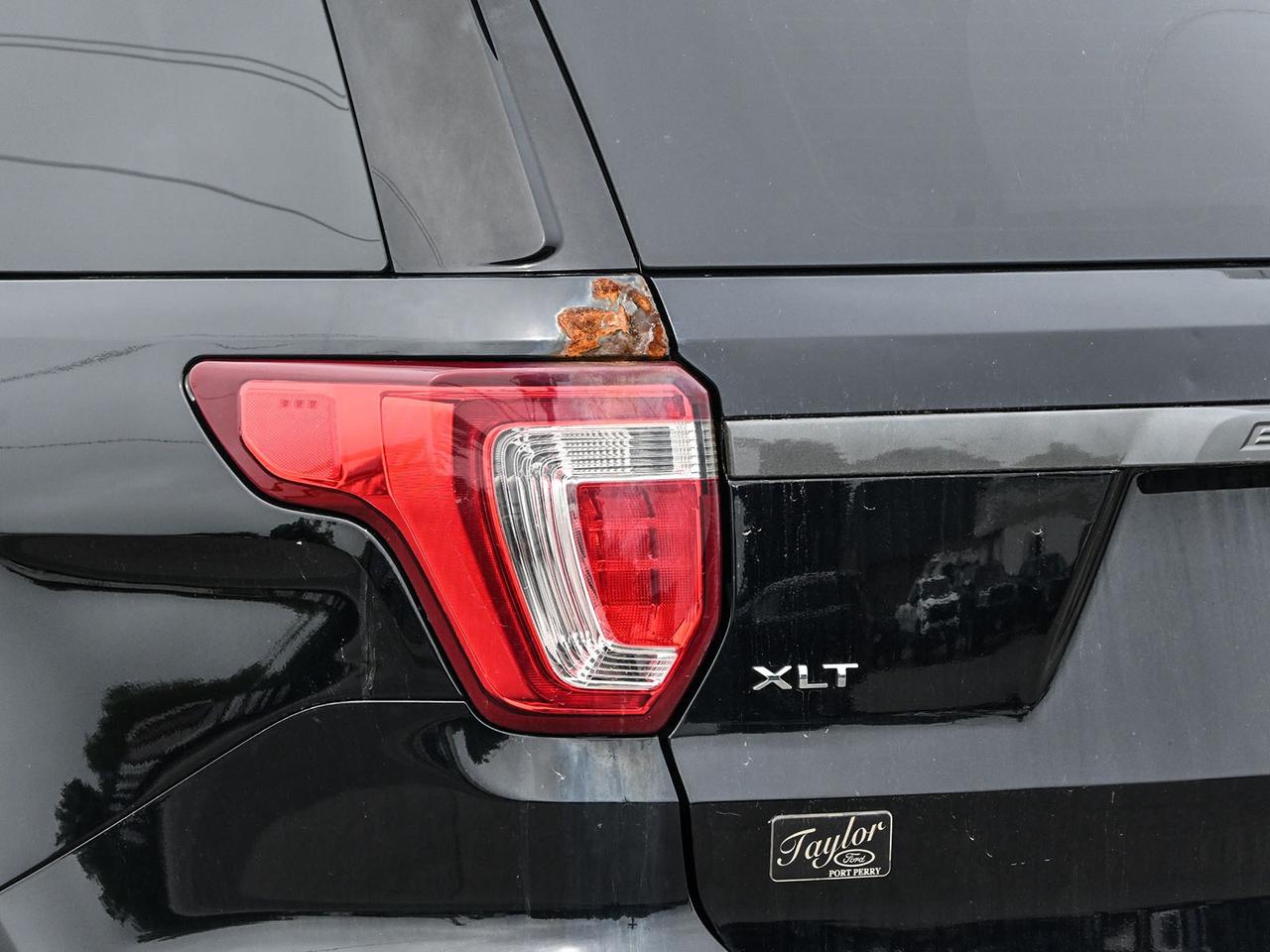 2017 Ford Explorer XLT Photo