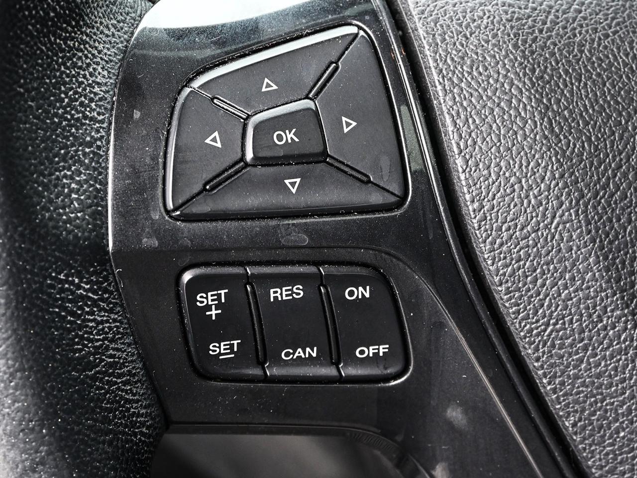 2017 Ford Explorer XLT Photo