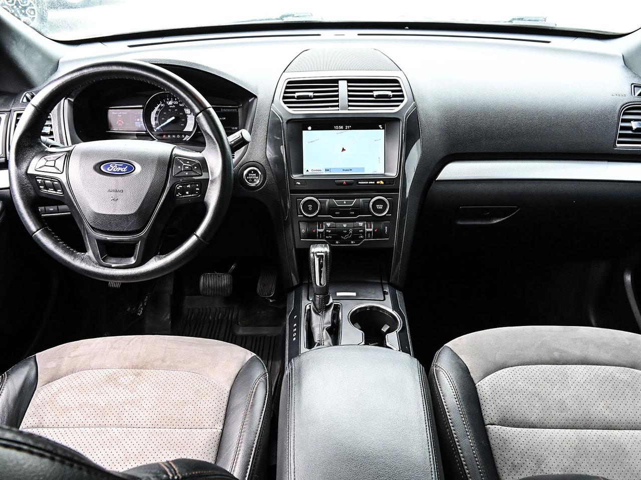 2017 Ford Explorer XLT Photo