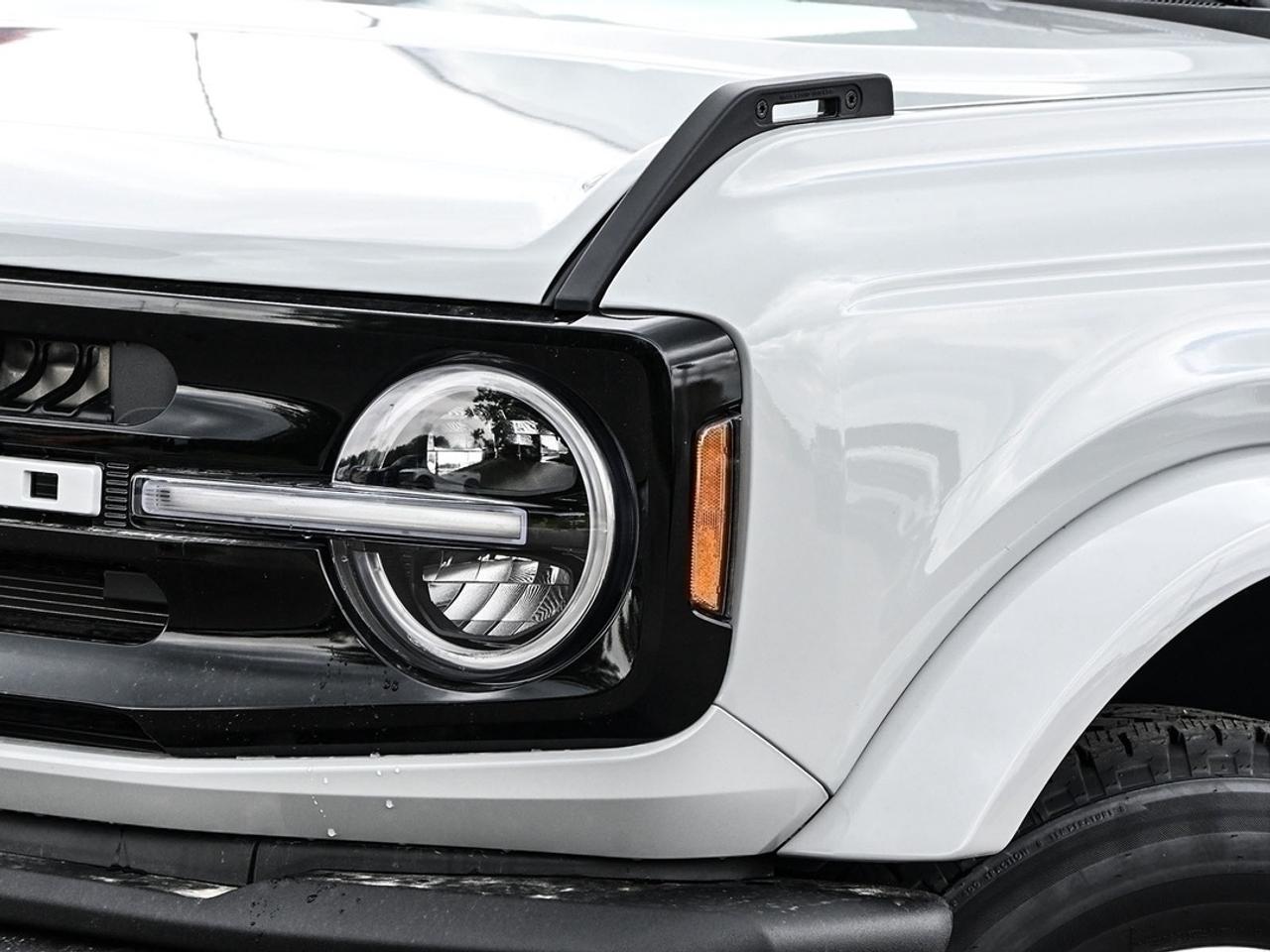 2026 Ford Bronco Outer Banks Photo5