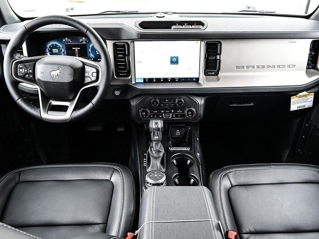 2026 Ford Bronco Outer Banks Photo