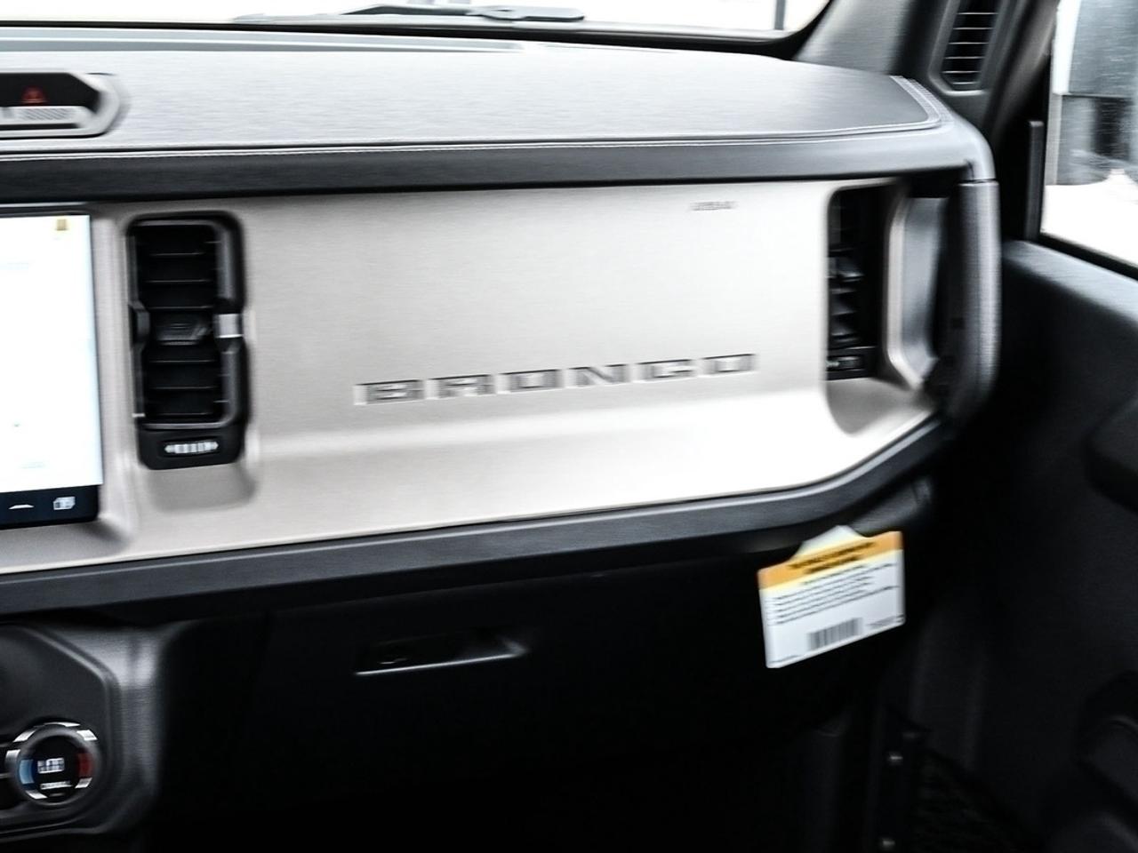 2026 Ford Bronco Outer Banks Photo