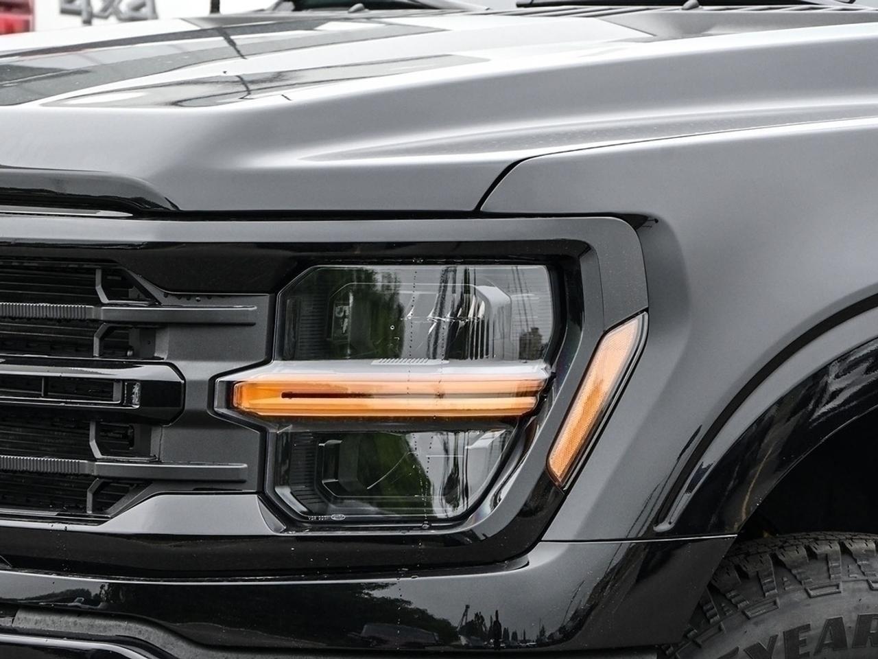2026 Ford F-150 XLT Photo5