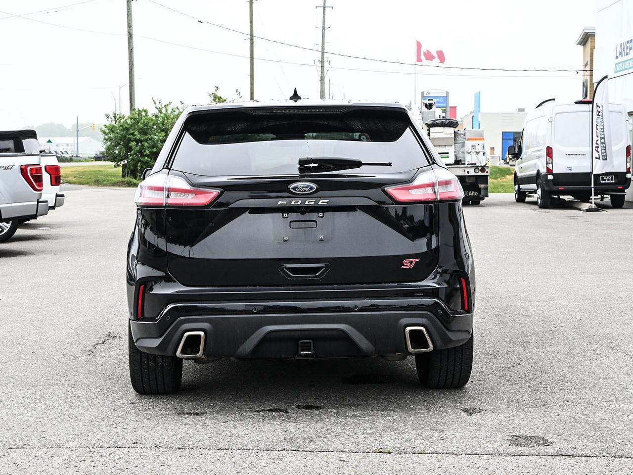 2022 Ford Edge ST Photo