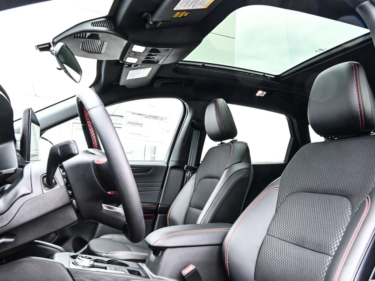 2026 Ford Escape ST-Line Photo