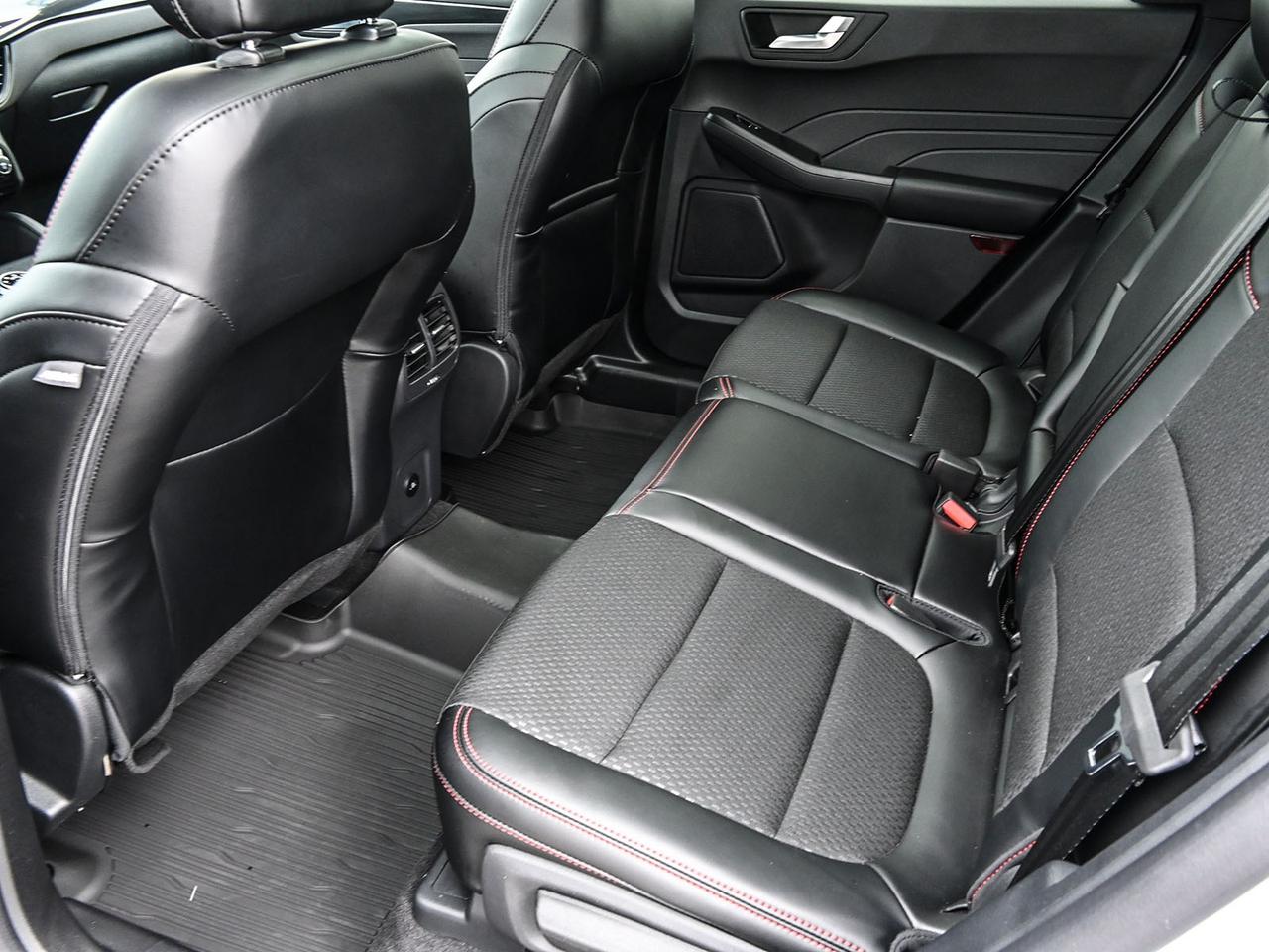2026 Ford Escape ST-Line Photo