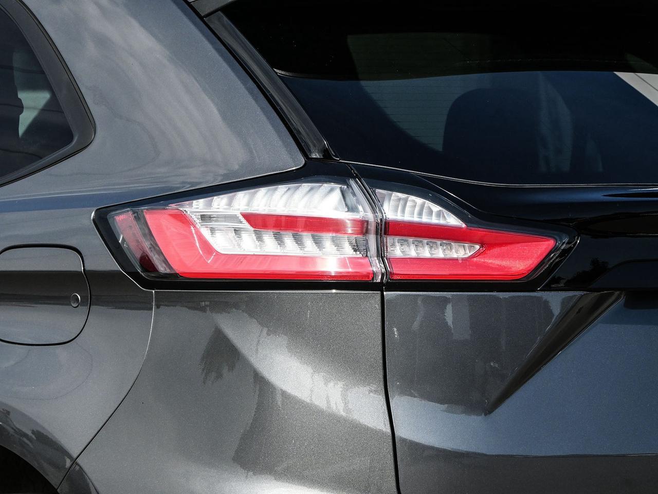 2024 Ford Edge ST Line Photo