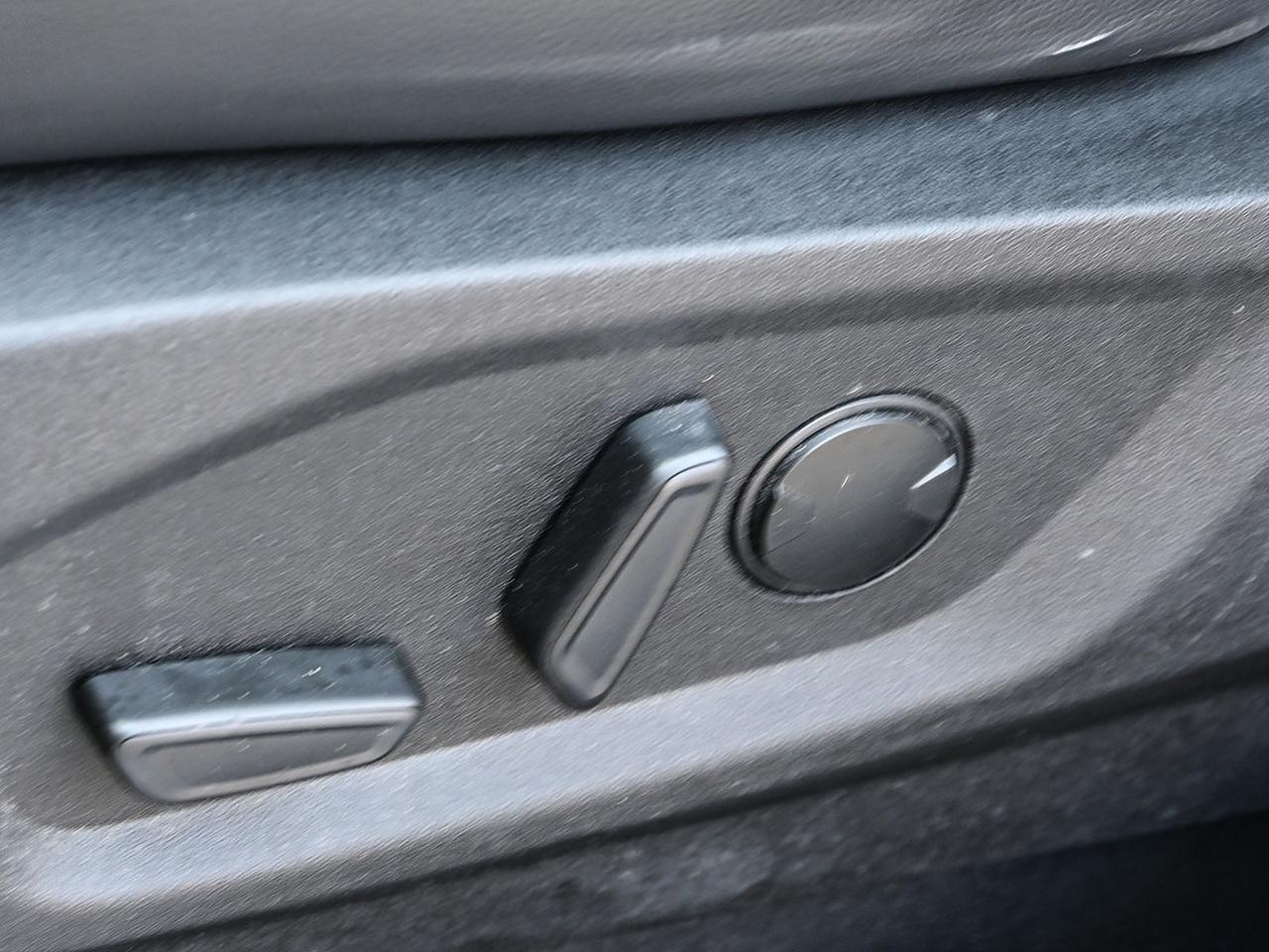 2024 Ford Edge ST Line Photo