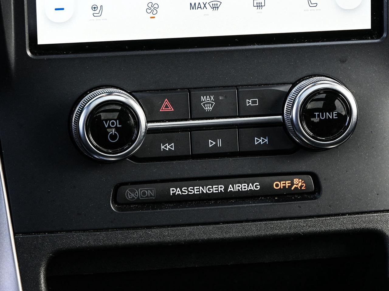 2024 Ford Edge ST Line Photo