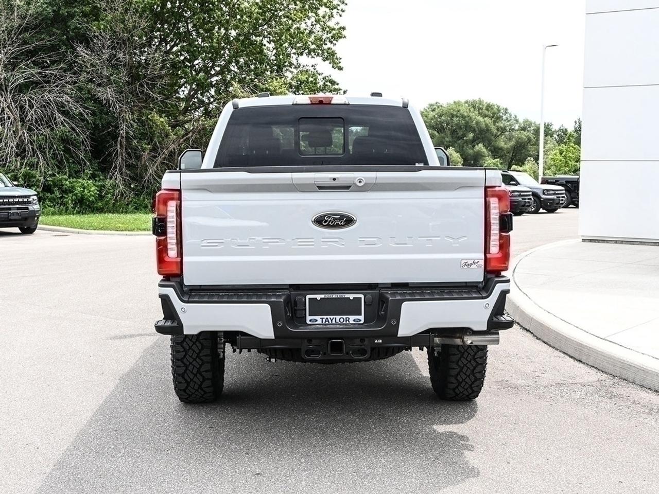 2026 Ford F-250 Super Duty SRW Lariat Photo