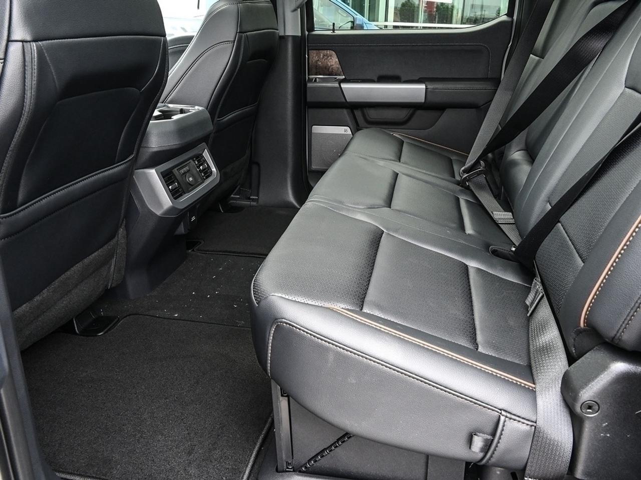 2026 Ford F-250 Super Duty SRW Lariat Photo
