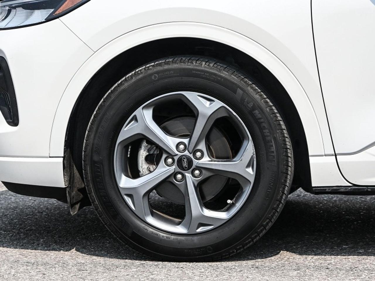 2024 Ford Escape ST-Line Photo