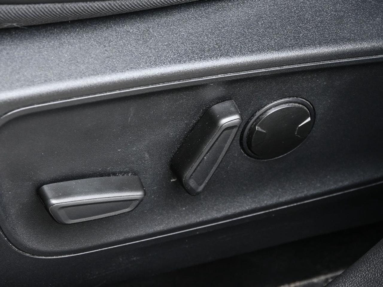 2024 Ford Escape ST-Line Photo