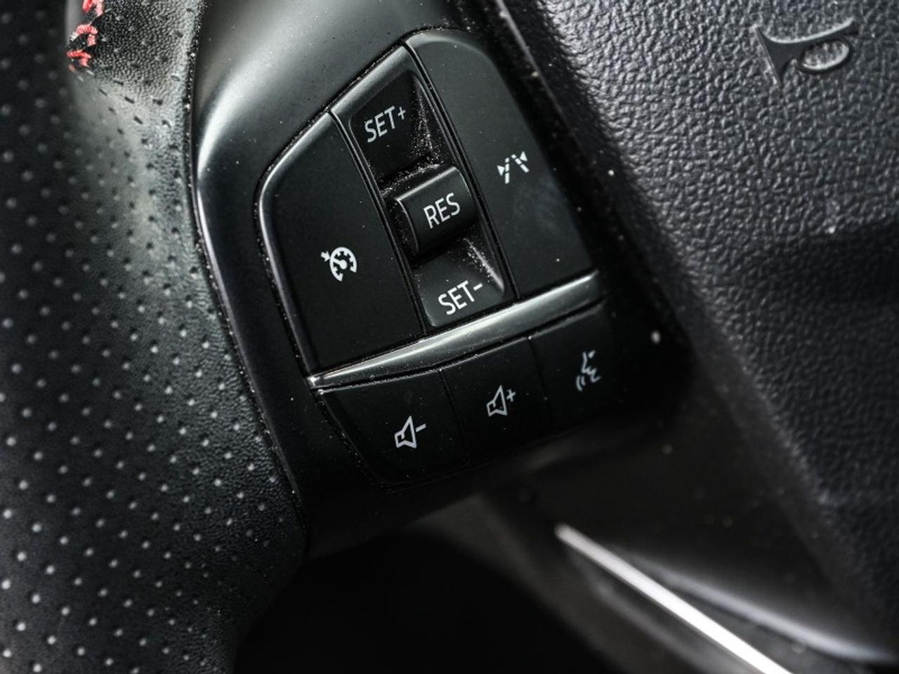 2024 Ford Escape ST-Line Photo