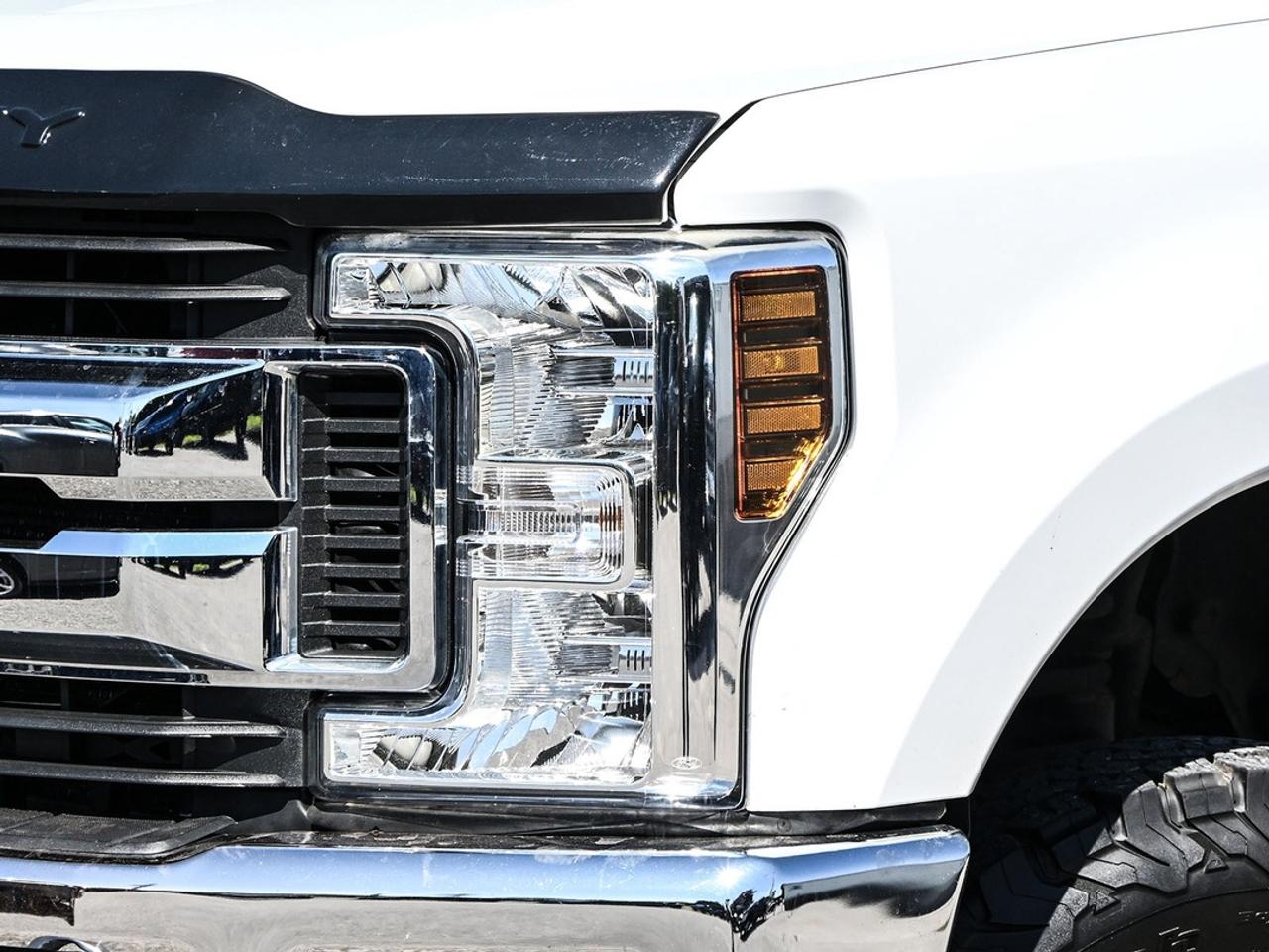 2019 Ford F-250 Super Duty SRW XLT Photo1