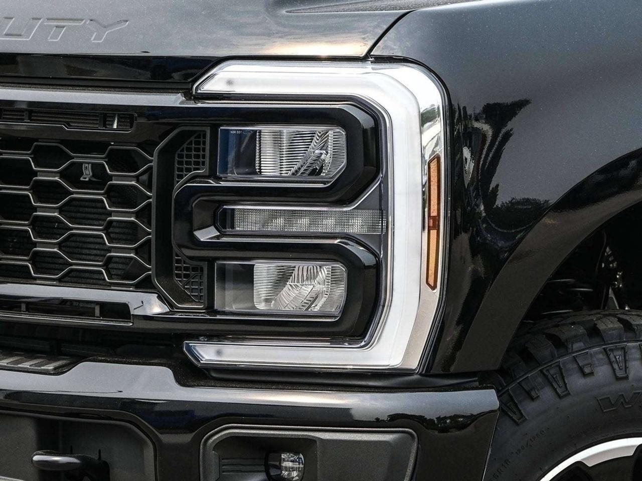 2026 Ford F-250 Super Duty SRW Lariat Photo5