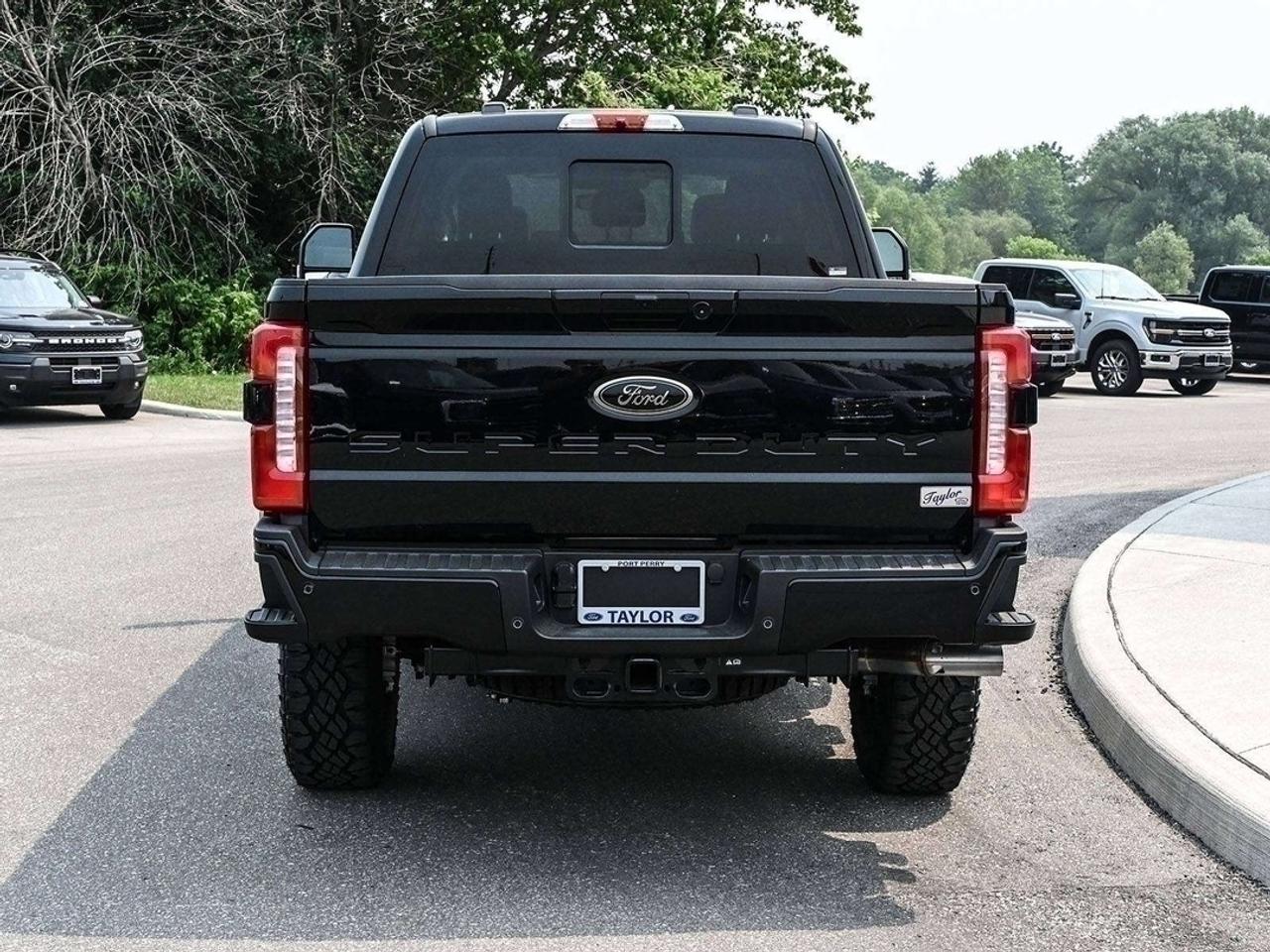 2026 Ford F-250 Super Duty SRW Lariat Photo