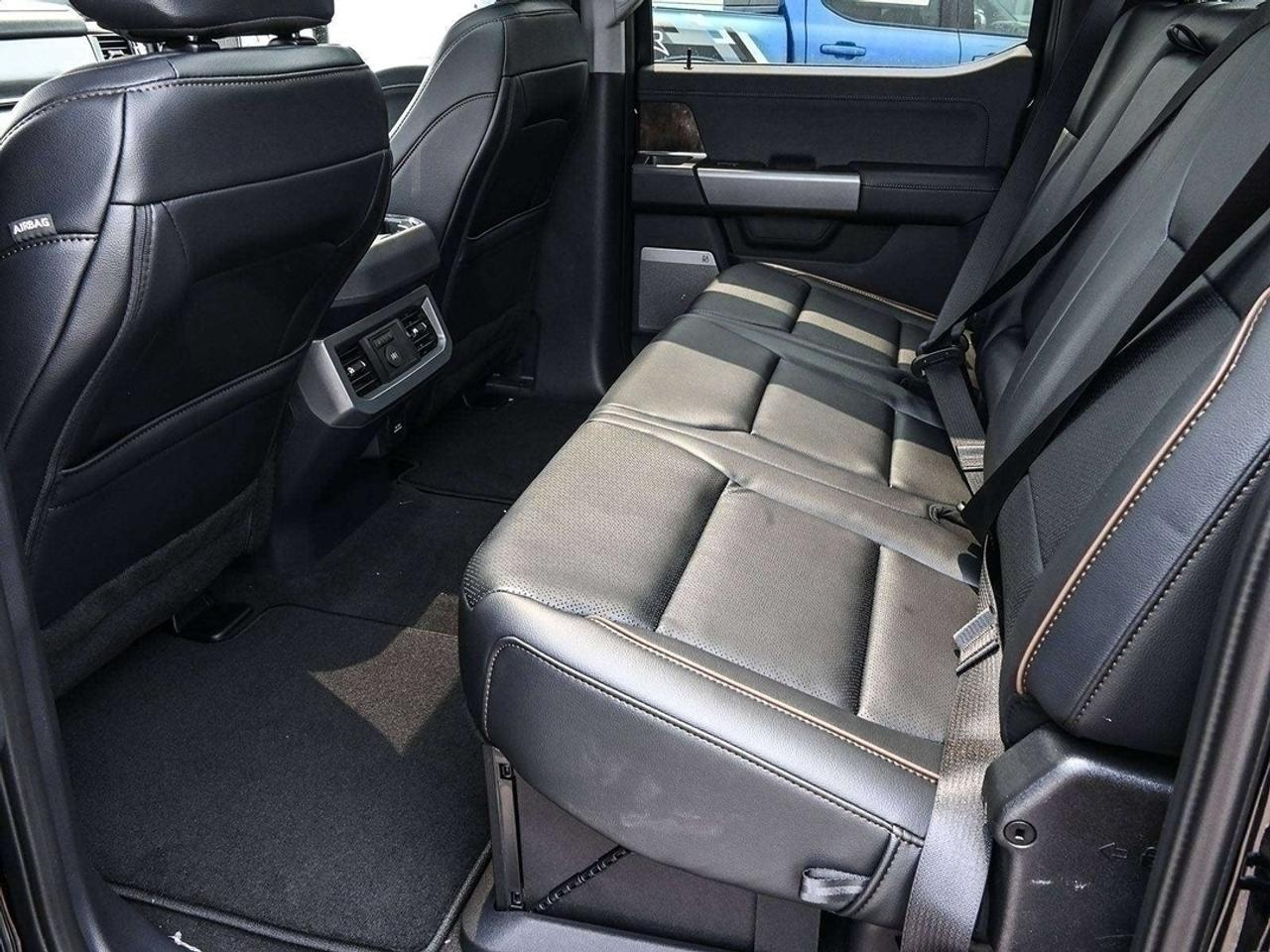2026 Ford F-250 Super Duty SRW Lariat Photo