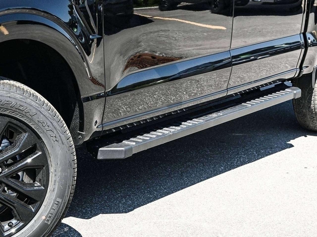 2026 Ford F-150 XLT Photo2