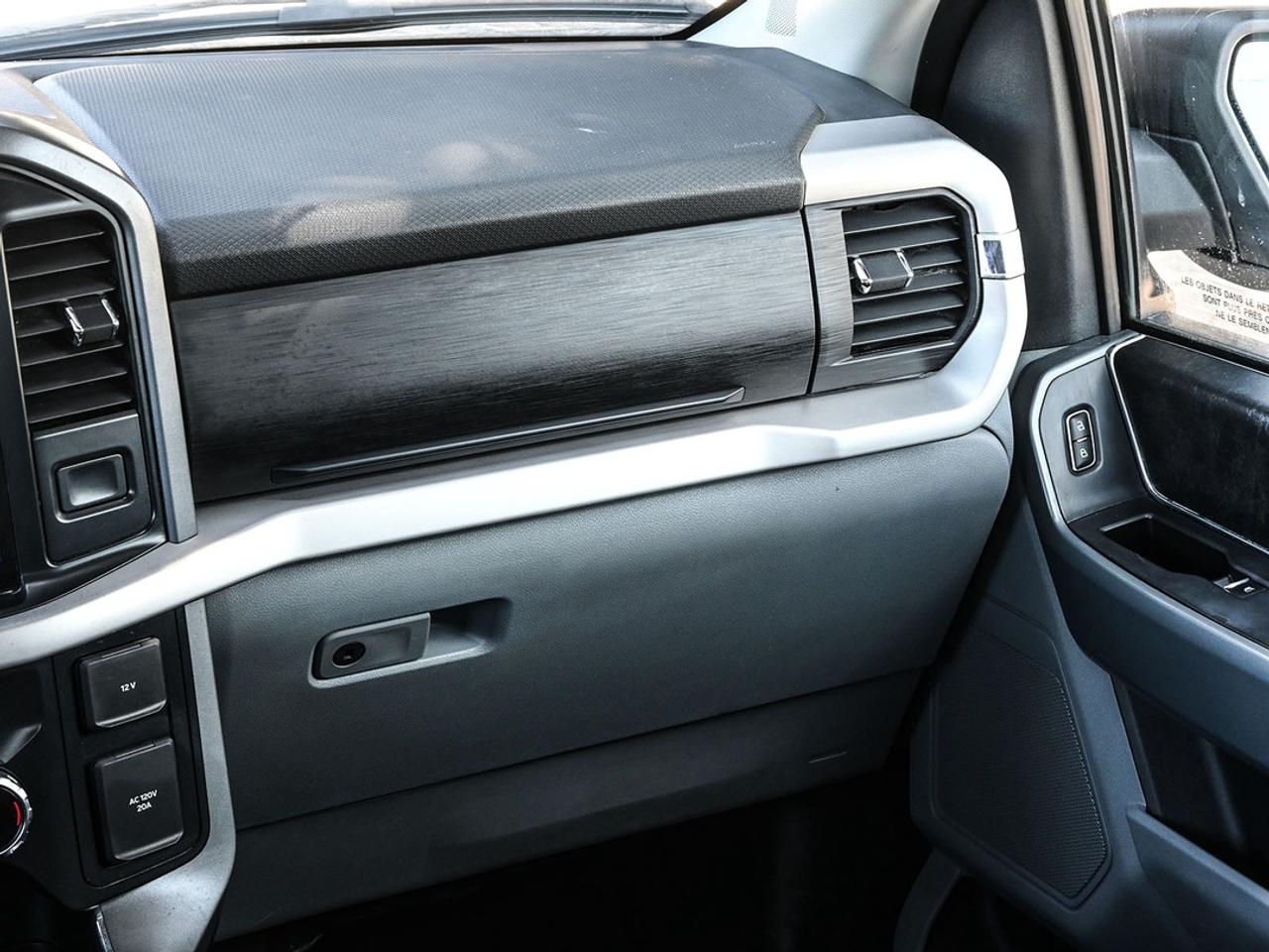 2022 Ford F-150 XLT Photo