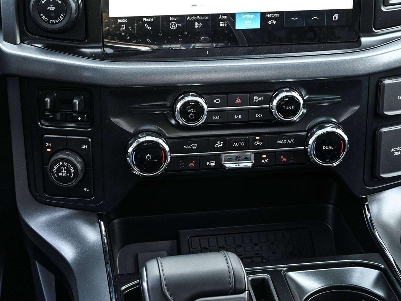 2026 Ford F-150 XLT Photo