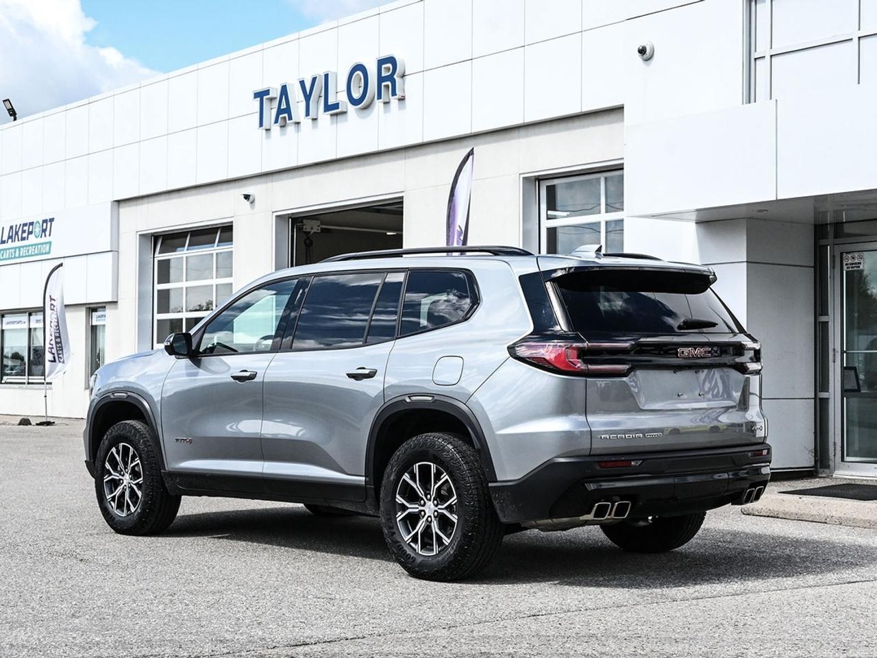 2024 GMC Acadia AT4 Photo
