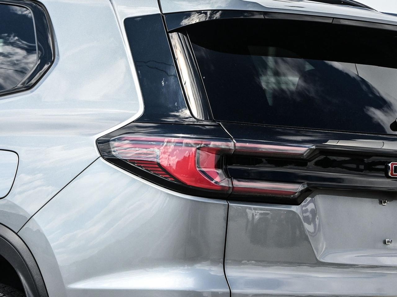 2024 GMC Acadia AT4 Photo