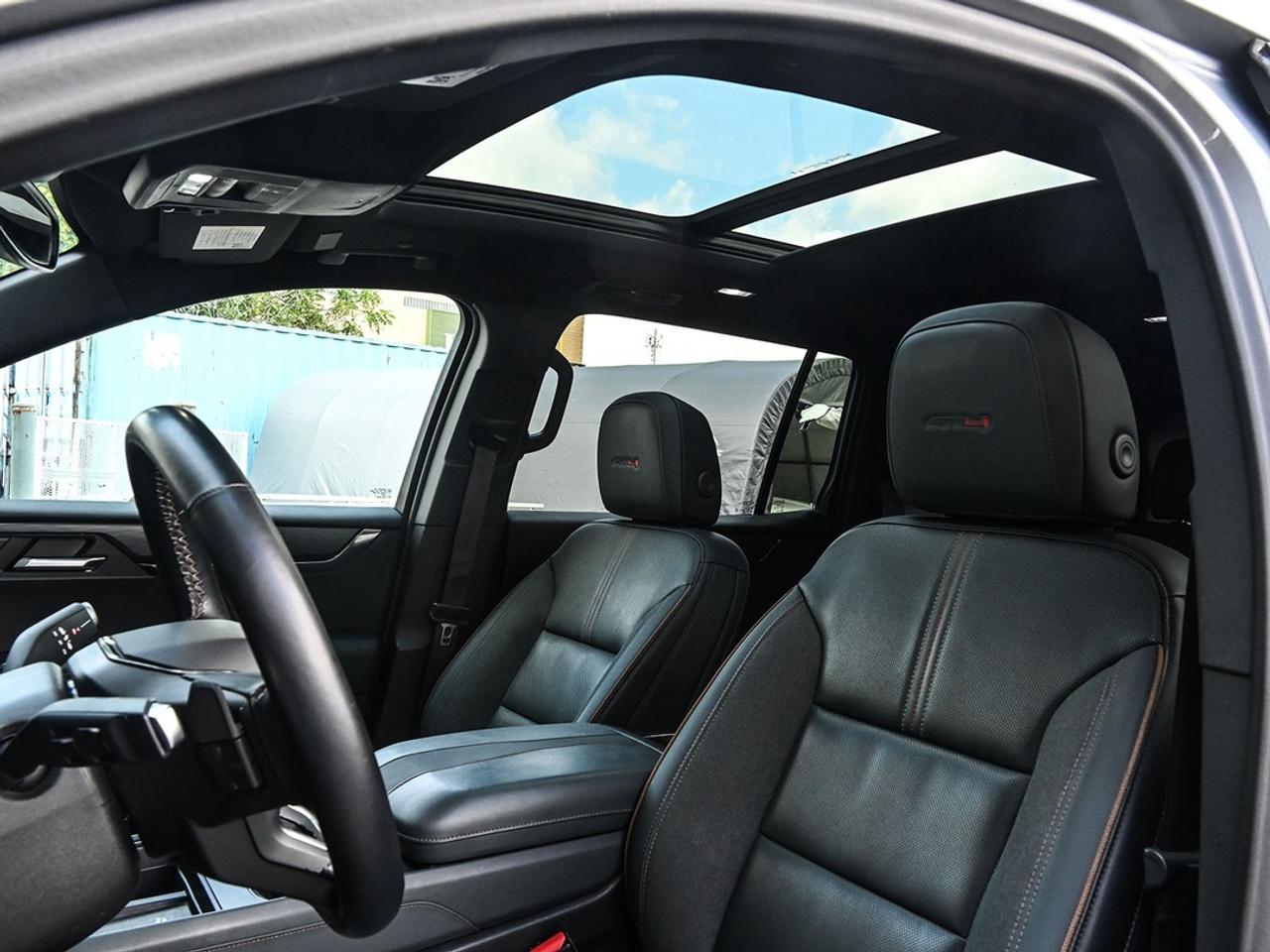 2024 GMC Acadia AT4 Photo