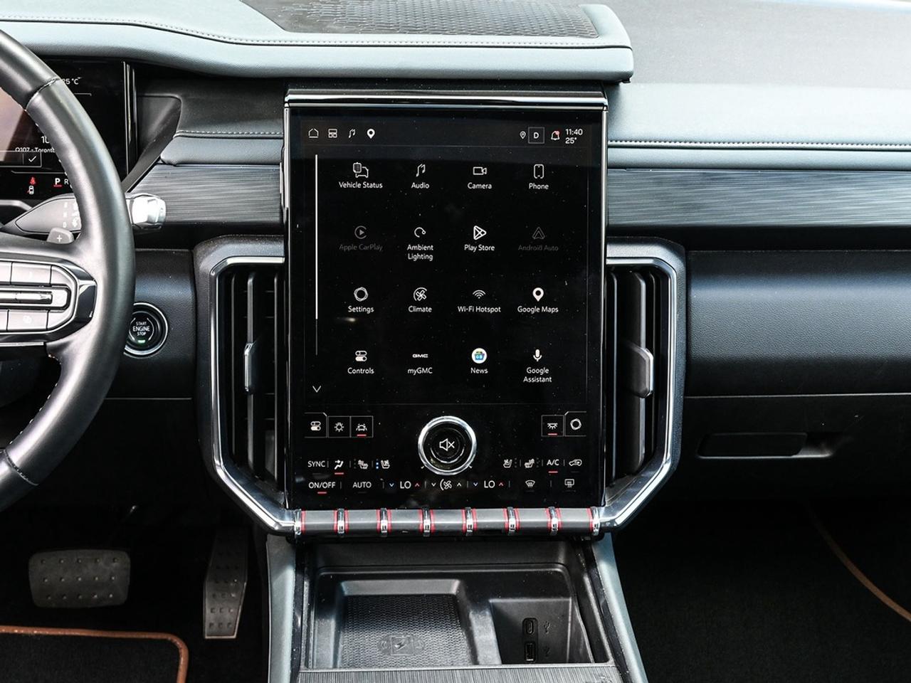 2024 GMC Acadia AT4 Photo