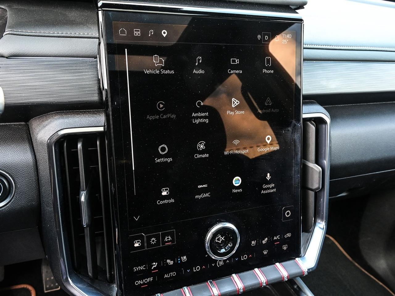 2024 GMC Acadia AT4 Photo