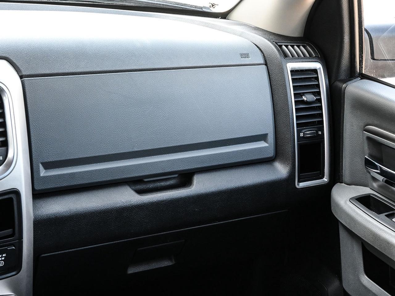 2019 RAM 1500 Classic WARLOCK Photo