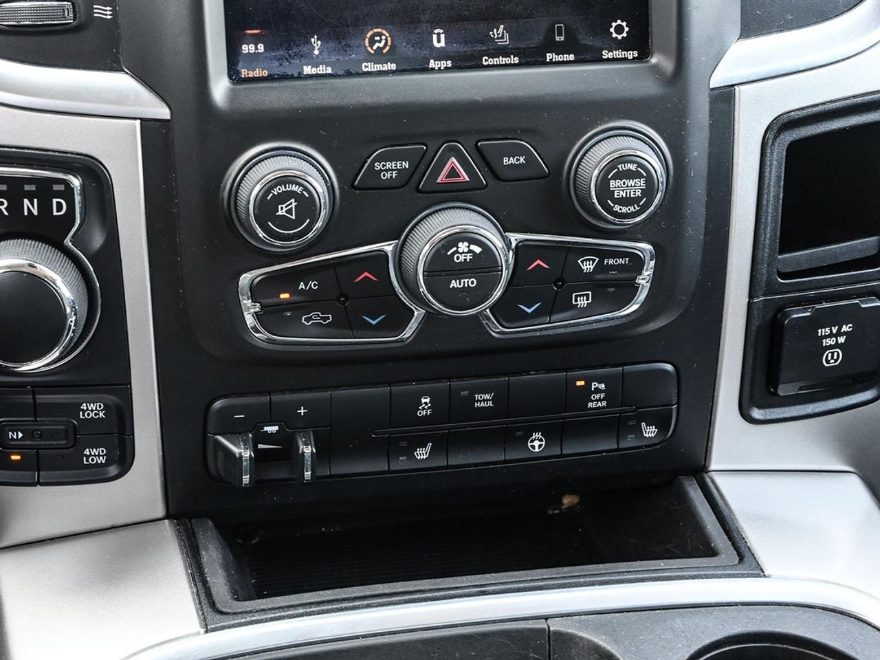 2019 RAM 1500 Classic WARLOCK Photo