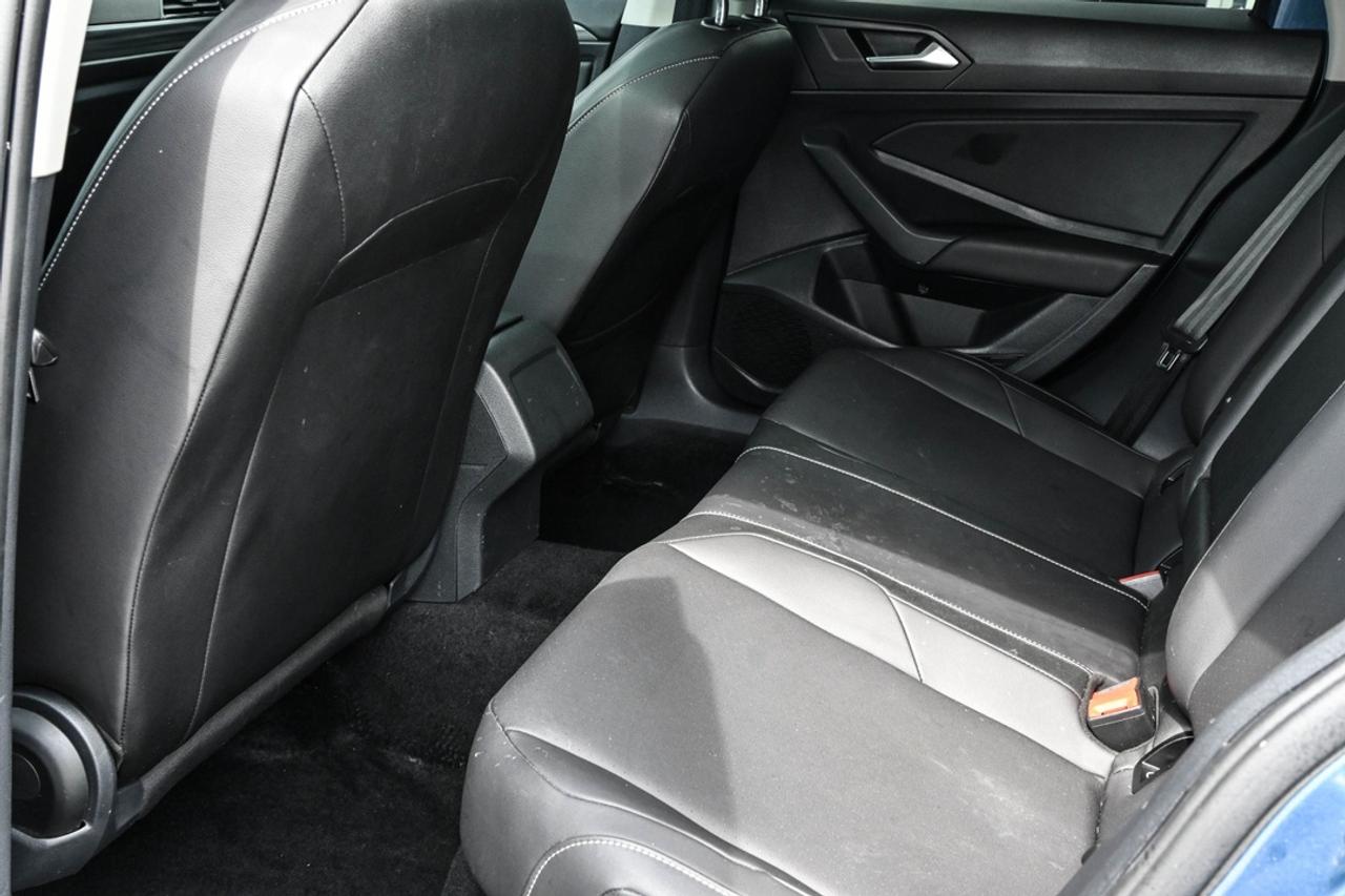 2021 Volkswagen Jetta HIGHLINE Photo