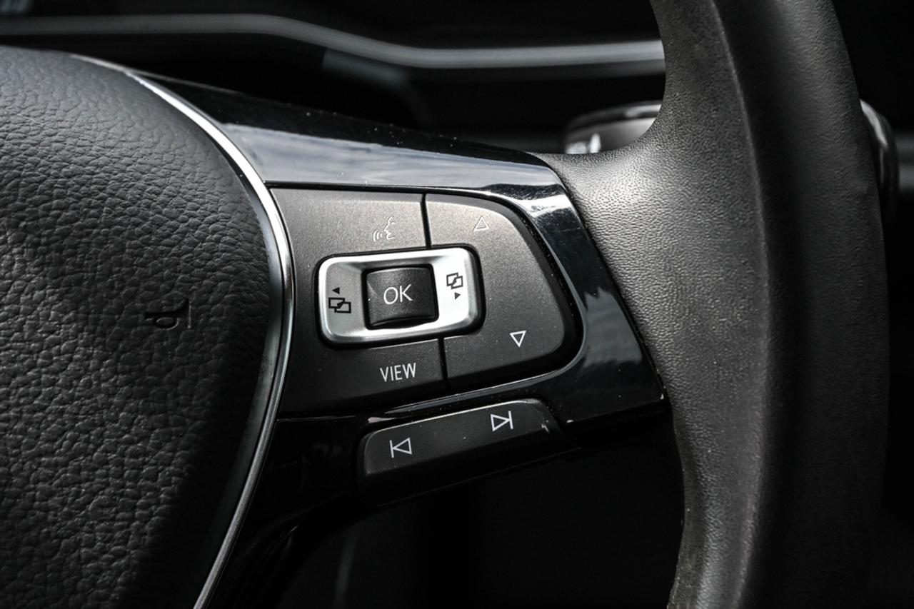 2021 Volkswagen Jetta HIGHLINE Photo