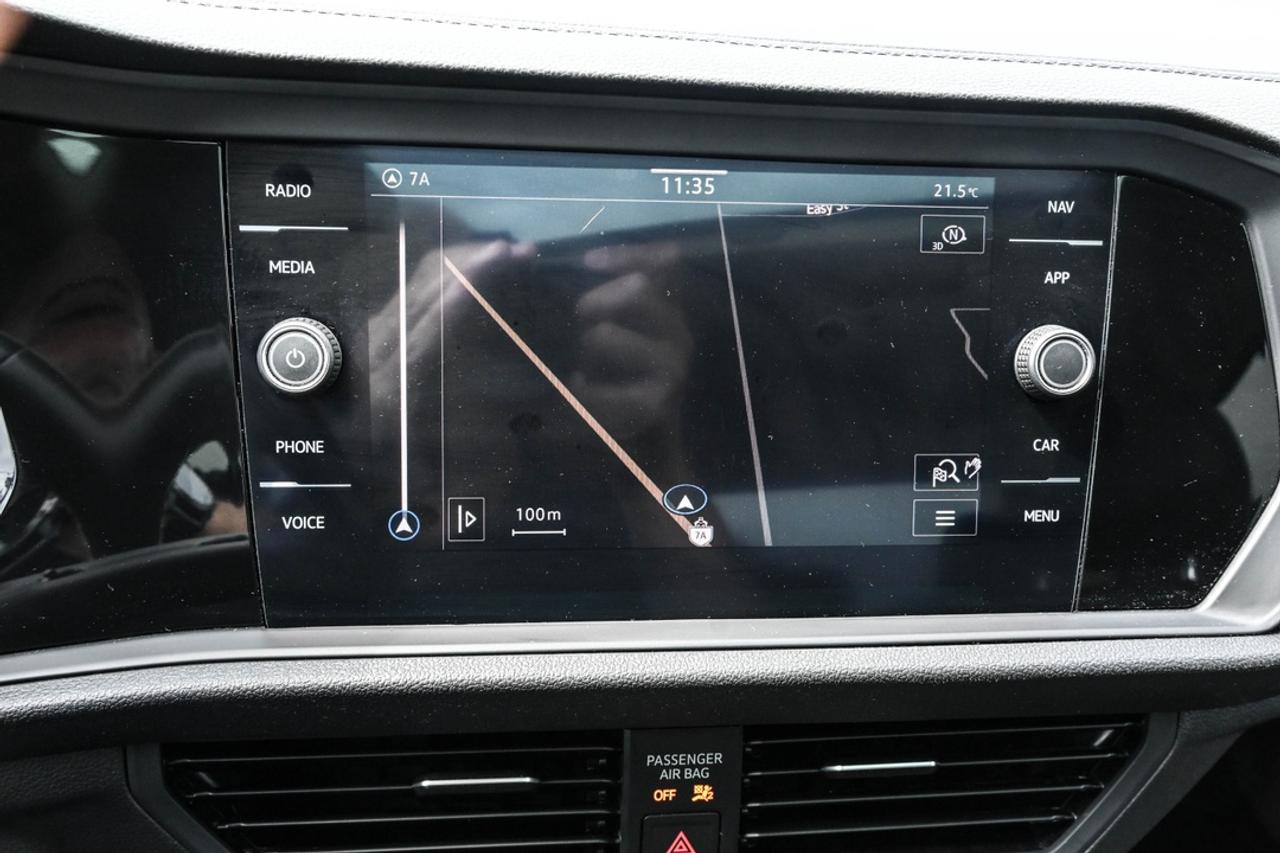 2021 Volkswagen Jetta HIGHLINE Photo