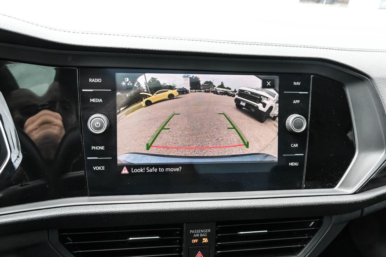 2021 Volkswagen Jetta HIGHLINE Photo