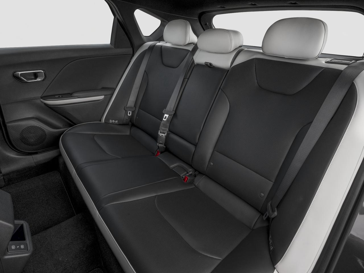 2026 Kia K4 Hatchback GT-Line Turbo Photo