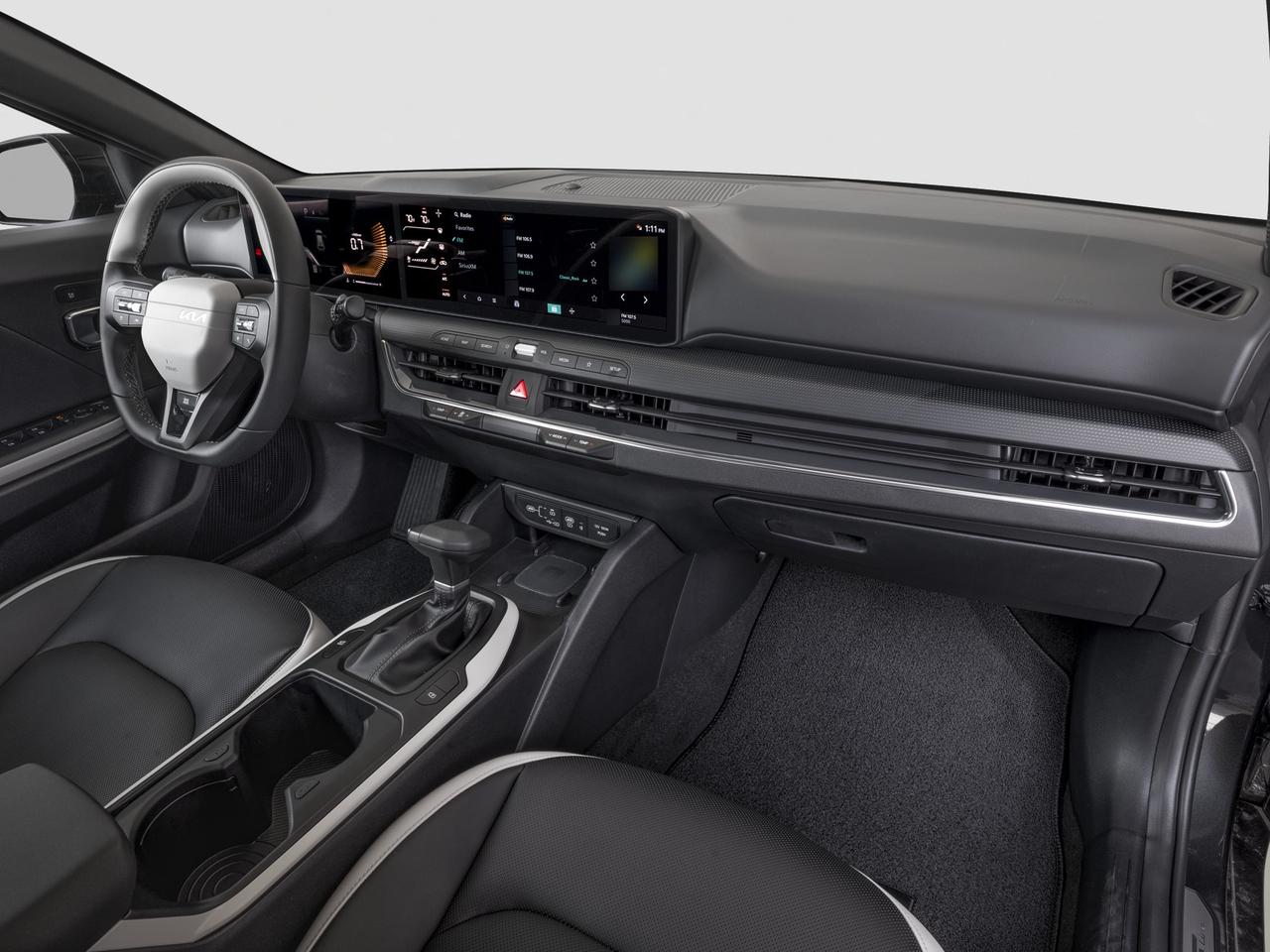 2026 Kia K4 Hatchback GT-Line Turbo Photo