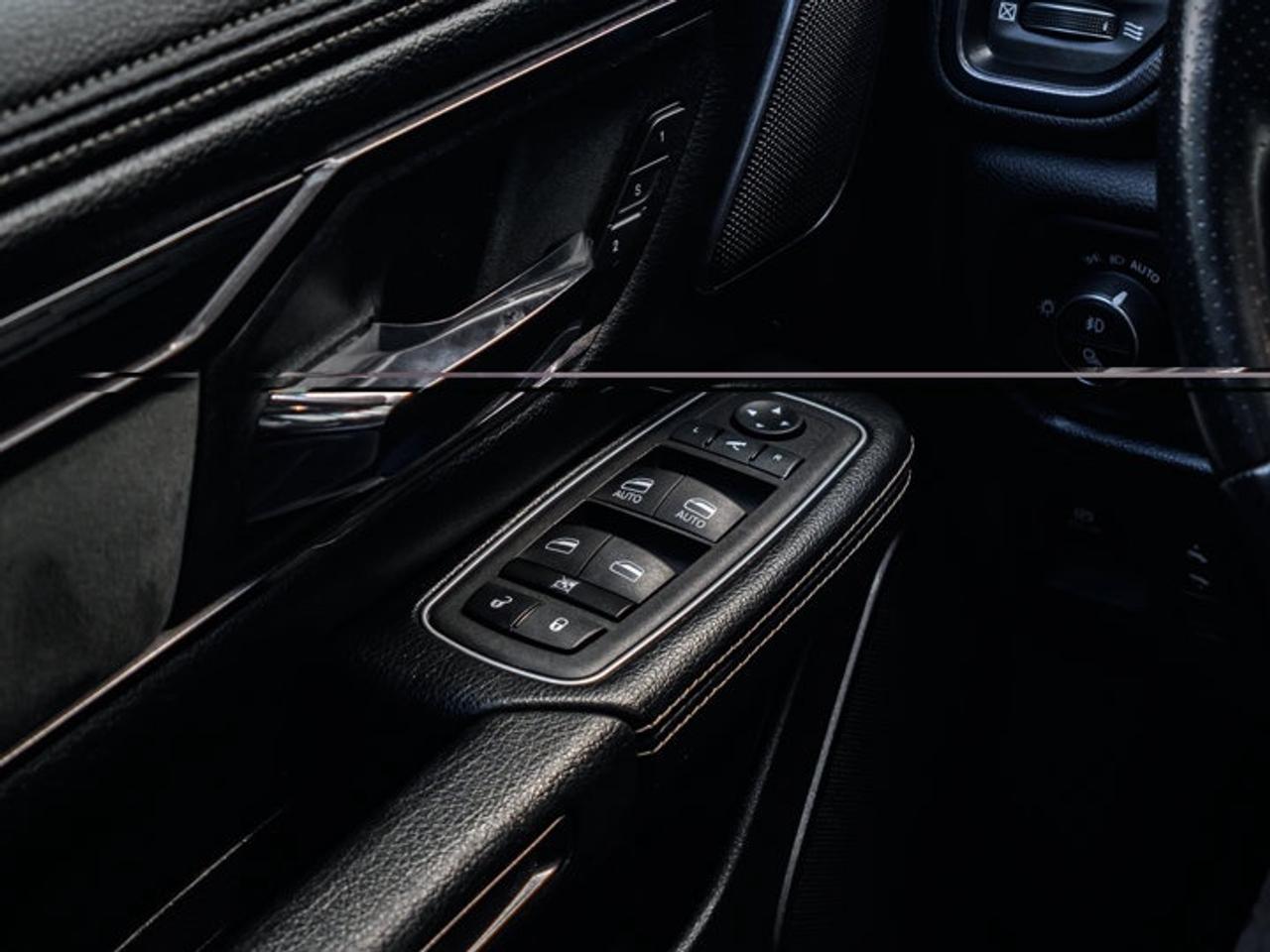 2023 RAM 1500 Rebel Photo