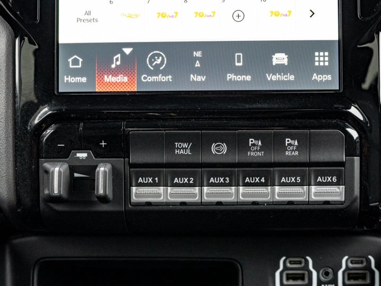 2023 RAM 2500 Laramie Photo