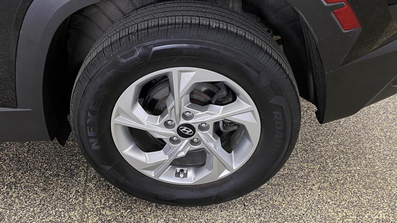 2024 Hyundai Tucson Preferred PREFERRED/AWD/NAVIGATION/HEATED SEATS/MORE! Photo