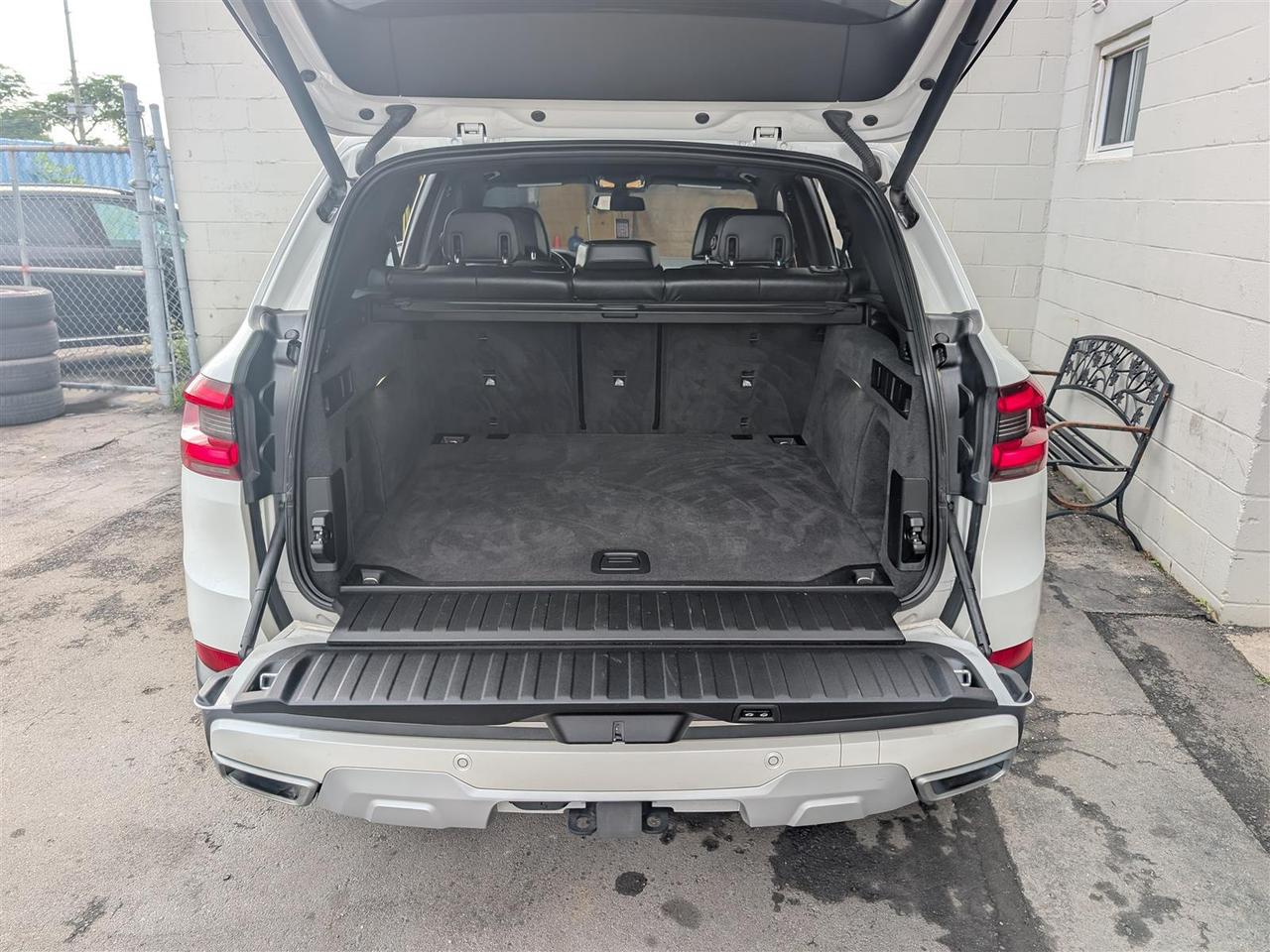 2020 BMW X5 XDRIVE40I - NAVI - PANO ROOF - 360 CAMERA - TECH FEATURES Photo